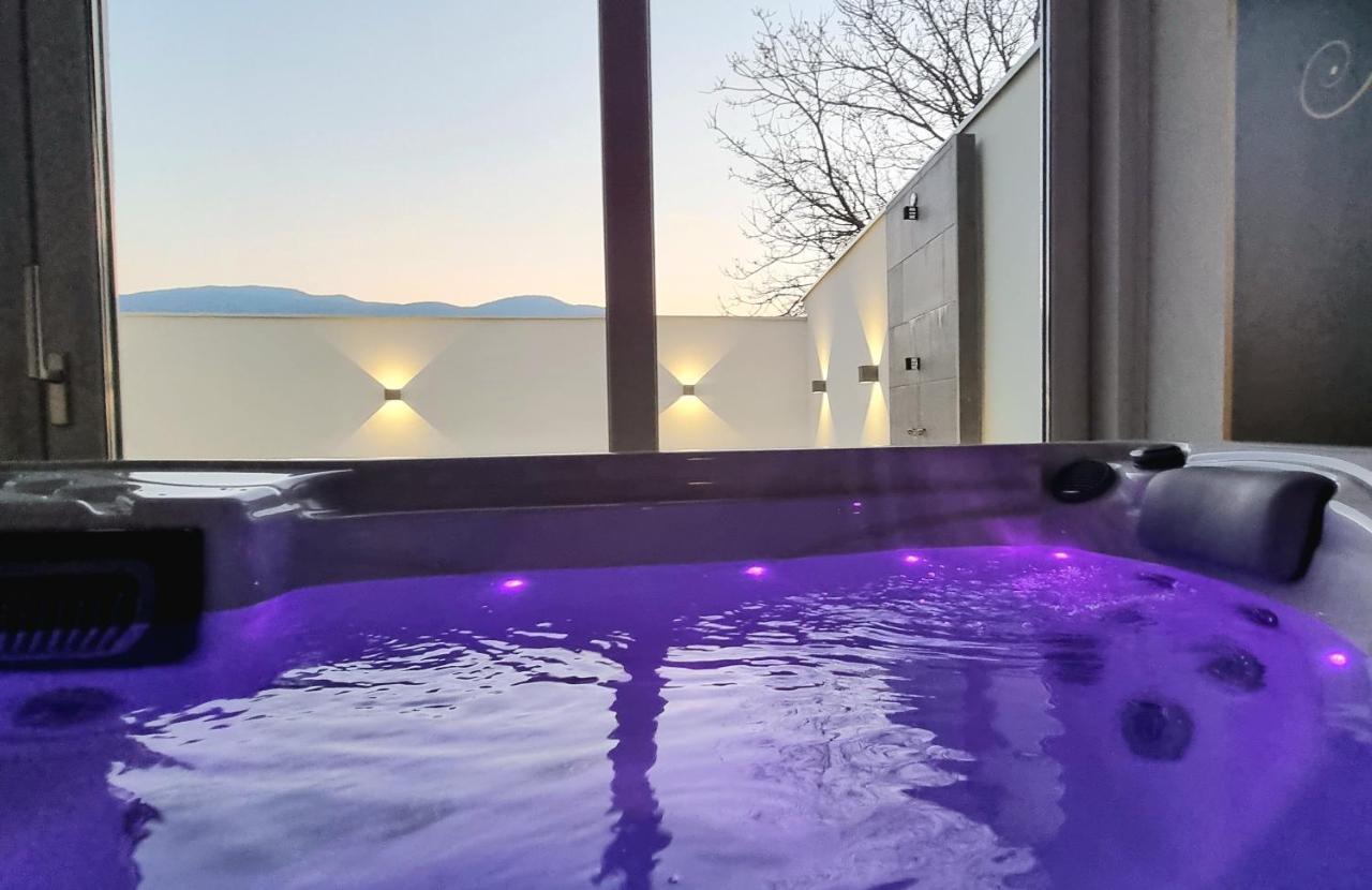 Apartmán Istocno SJJ Exteriér fotografie